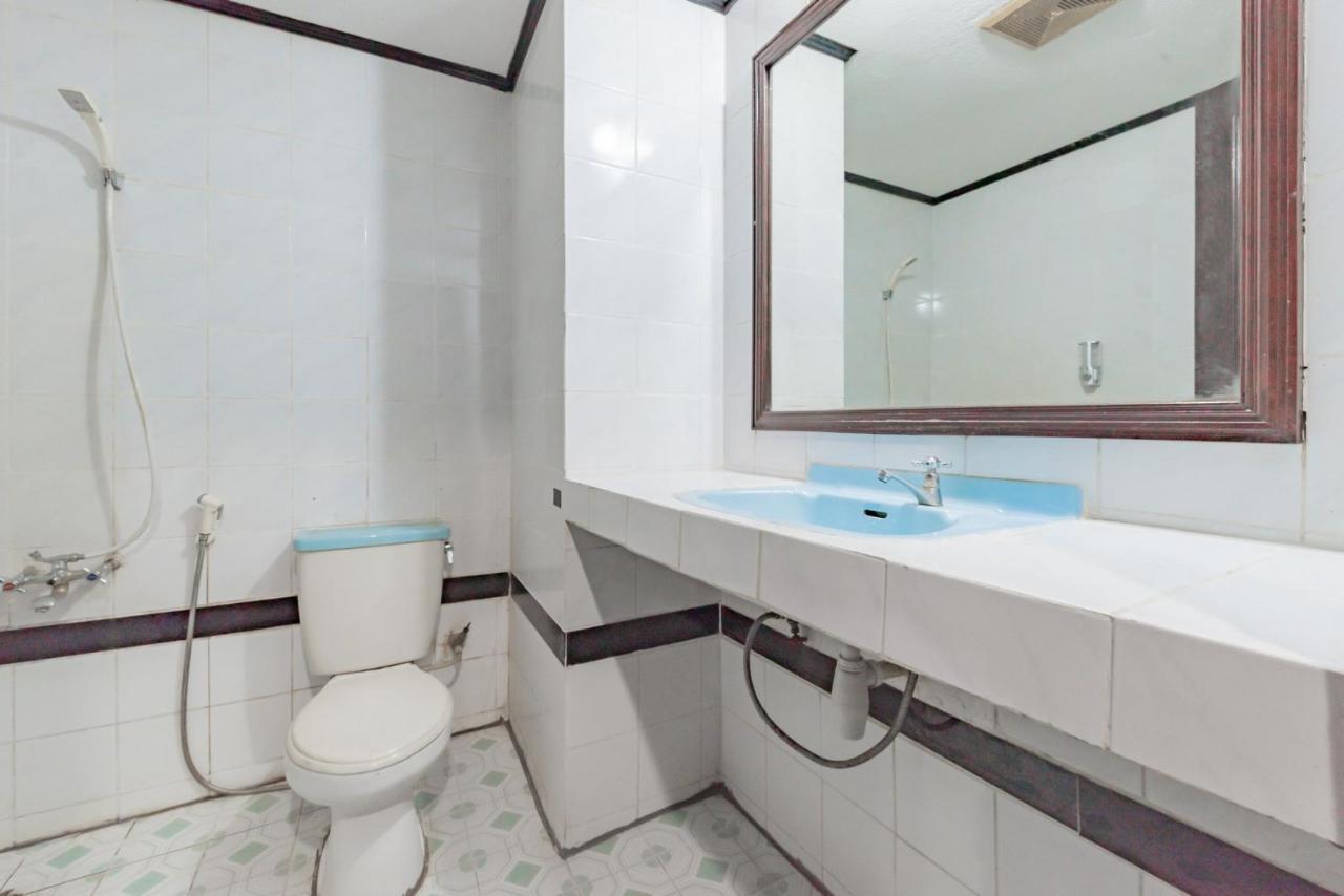 Reddoorz Near Plaza Balikpapan Hotel Exterior photo